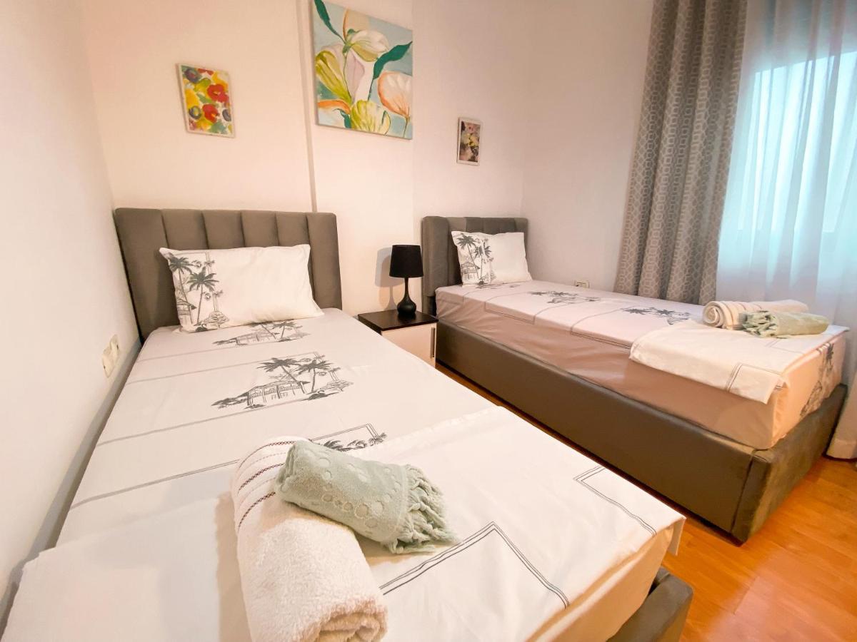 Tirana Views Apartment - Comfy & Spacious Εξωτερικό φωτογραφία